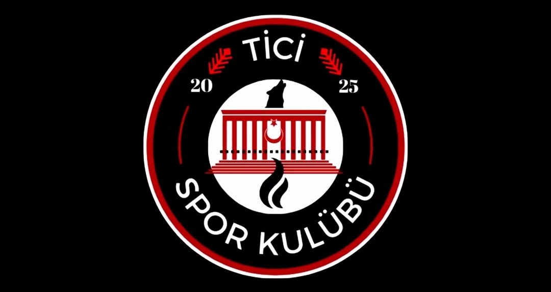 Functional strength training in a modern Turkish gym